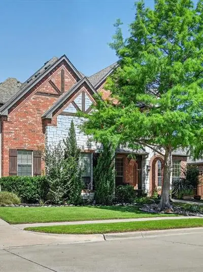 8009 Long Trail Drive, North Richland Hills TX 76182 - Photo 2