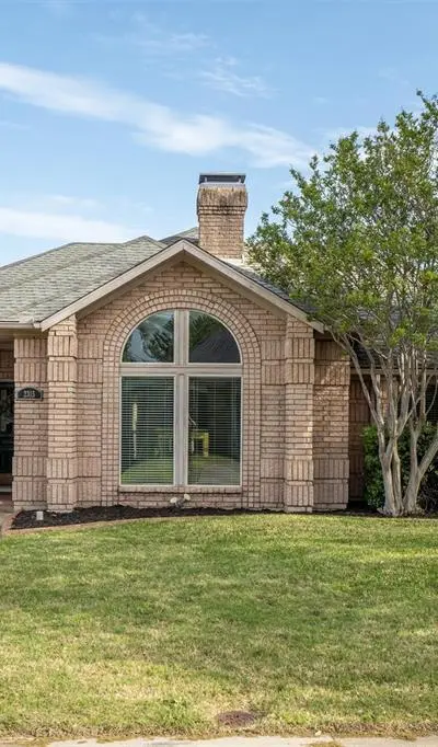 2315 Stone Glen Lane, Carrollton TX 75007