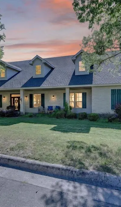 507 N State Street, Decatur TX 76234