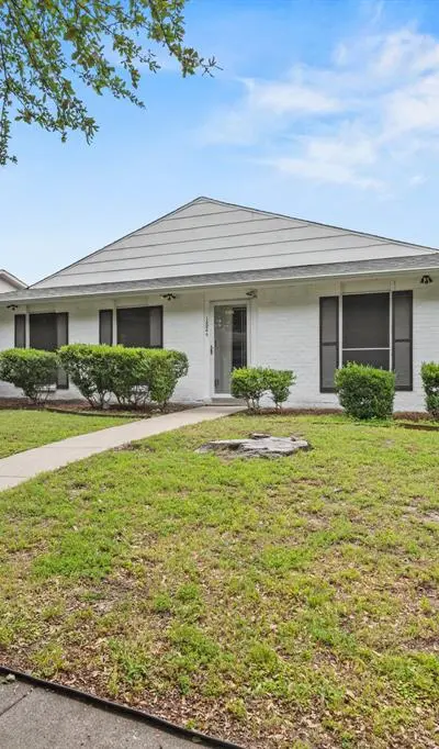 1824 Chamberlain Drive, Carrollton TX 75007 - Photo 3