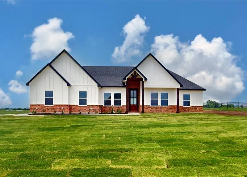 3296 Escobar Circle, Greenville TX 75401
