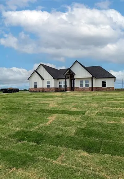 3296 Escobar Circle, Greenville TX 75401 - Photo 3