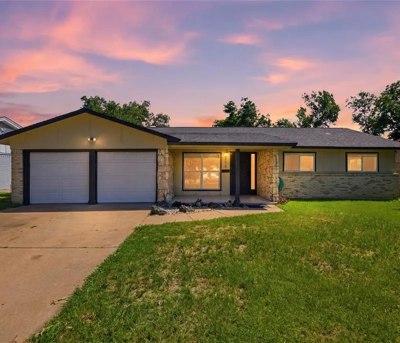 2116 Chelsea Drive, Edgecliff Village TX 76134