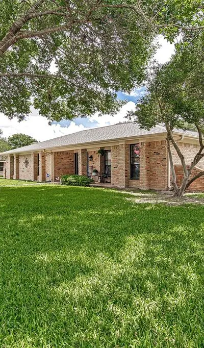 4375 Rota Circle, Fort Worth TX 76133 - Photo 2