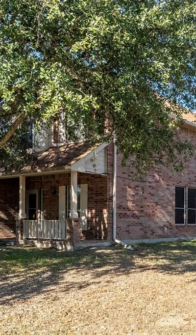 4921 Kingfisher Lane, Mesquite TX 75181 - Photo 2