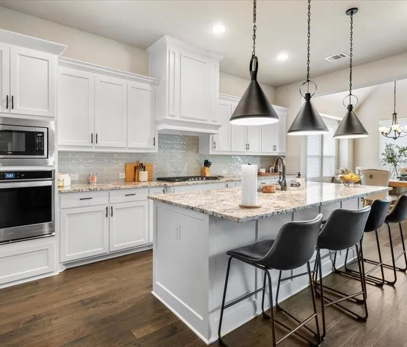 1218 Woodside Drive, Mansfield TX 76063