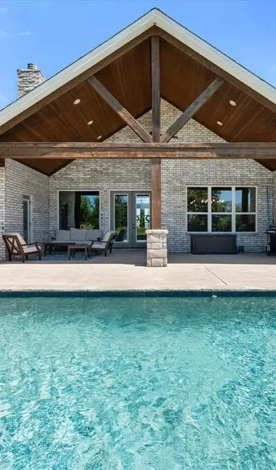 6425 Starlight Ranch Road, Godley TX 76044 - Photo 2