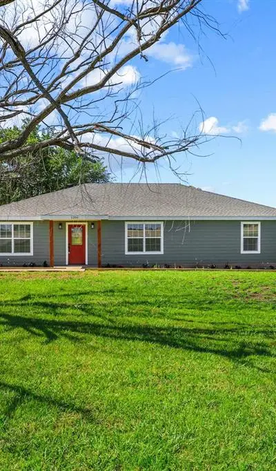 1206 E Fm 902, Howe TX 75459