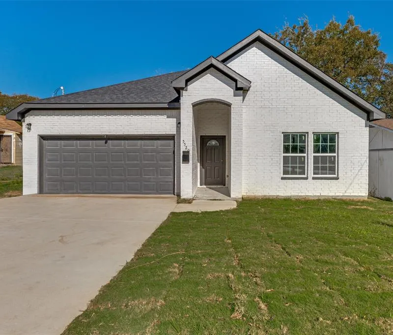 5520 Goodman Avenue, Fort Worth TX 76107