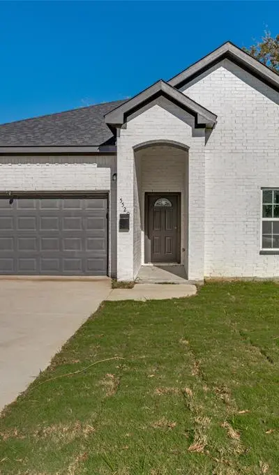 5520 Goodman Avenue, Fort Worth TX 76107