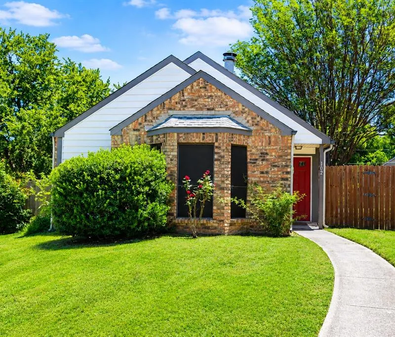 102 Pinyon Lane, Coppell TX 75019
