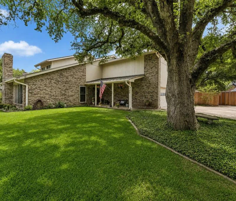 9129 Timber Oaks Drive, Fort Worth TX 76179