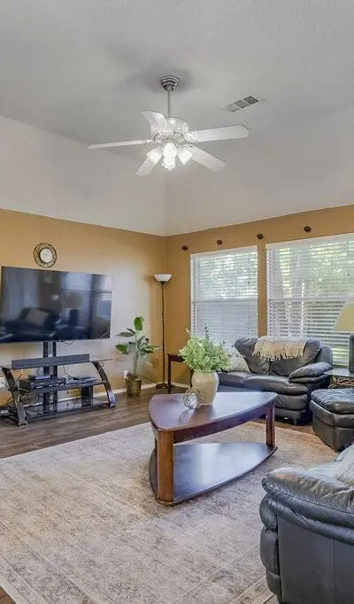 1718 Falcon Drive, Corinth TX 76210 - Photo 2