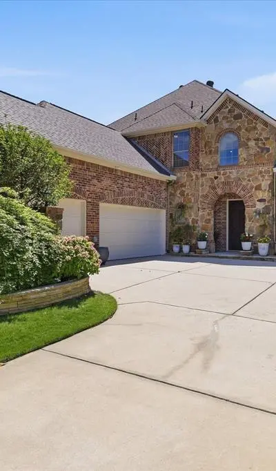1731 Meadows Avenue, Lantana TX 76226 - Photo 2