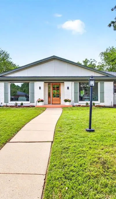 4316 Winding Way, Benbrook TX 76126 - Photo 2