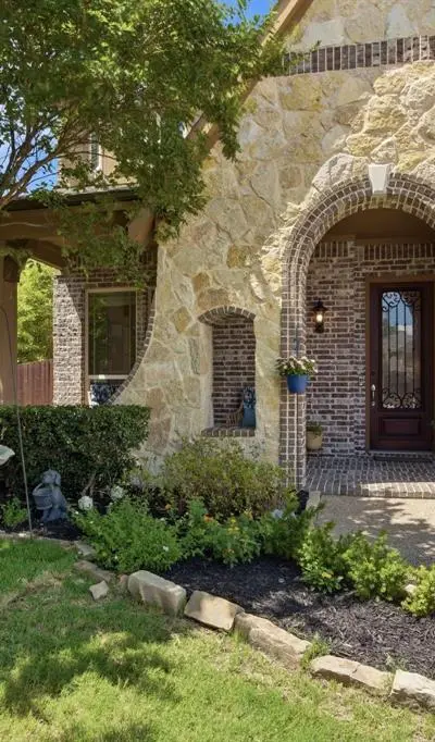 2305 Lynbridge Circle, Plano TX 75025 - Photo 4