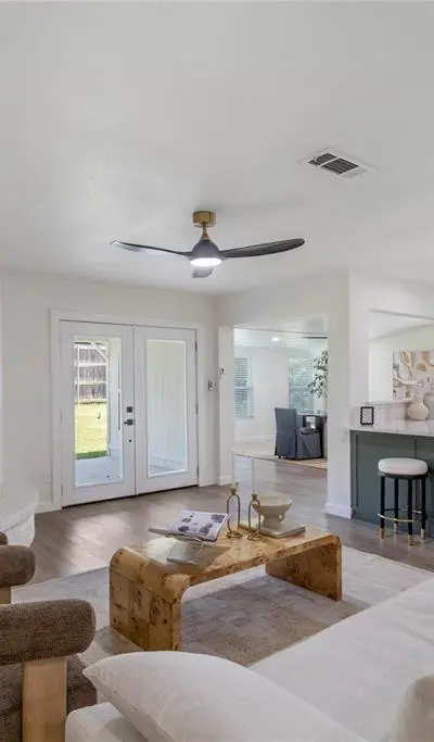 524 Circleview Drive N, Hurst TX 76054 - Photo 5