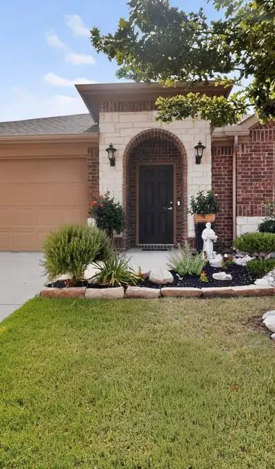 698 Langdon Street, Lavon TX 75166