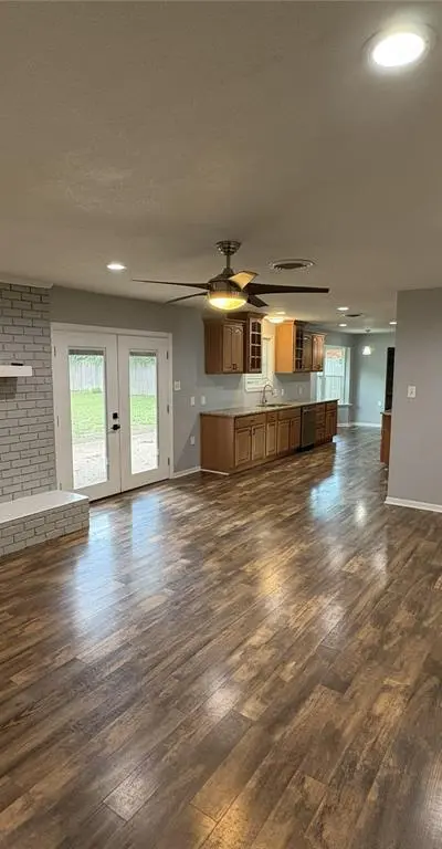 3509 Wharton Drive, Fort Worth TX 76133 - Photo 5