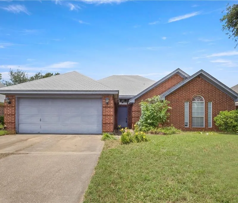 6801 Hadley Drive, North Richland Hills TX 76182