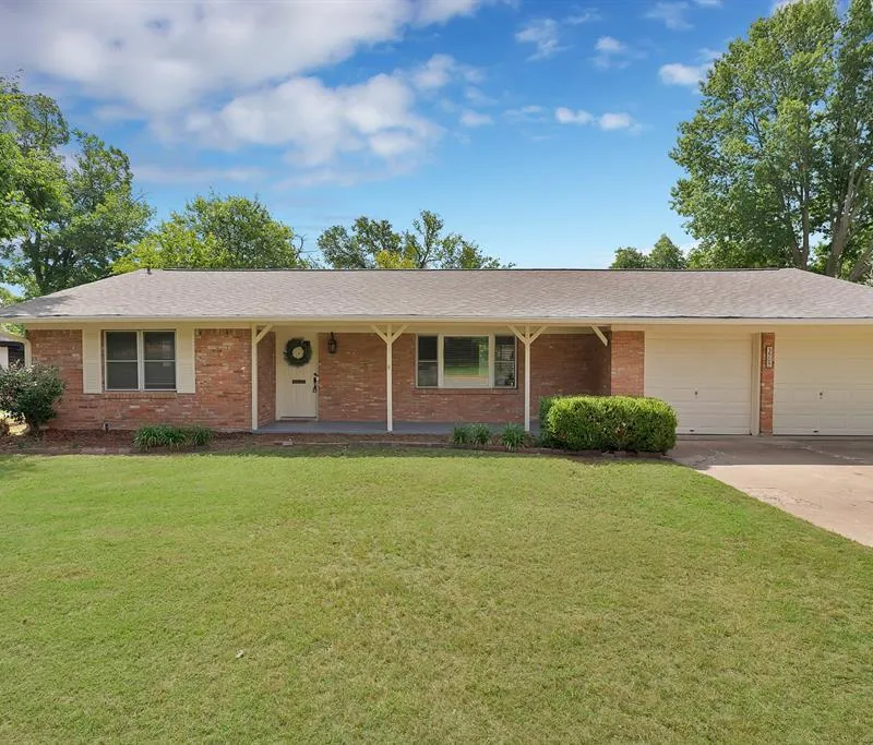3505 Wedgway Drive, Fort Worth TX 76133