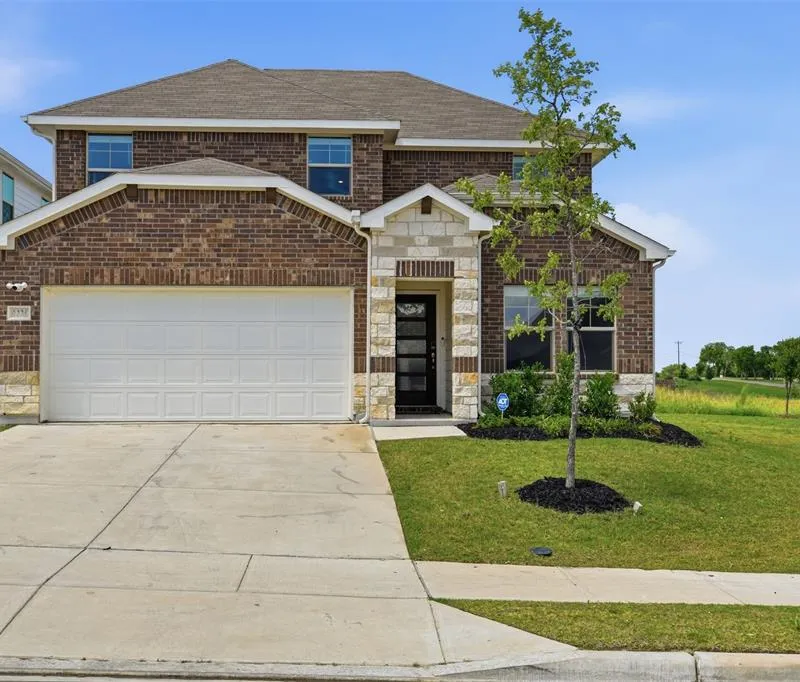 2275 Cliff Springs Drive, Forney TX 75126