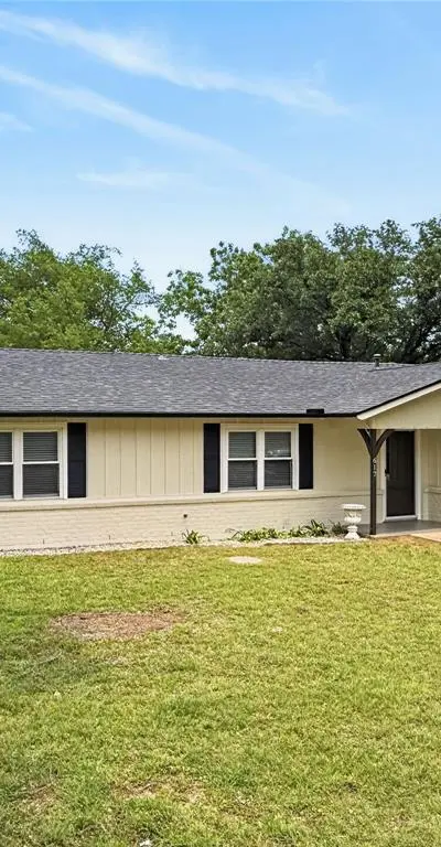 617 Dunaway Lane, Azle TX 76020 - Photo 4