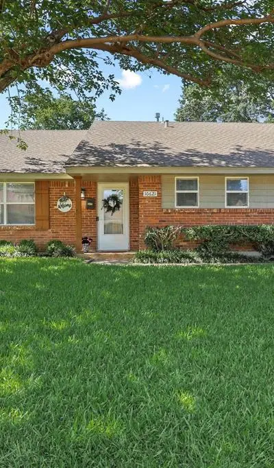 10621 Mapleridge Drive, Dallas TX 75238 - Photo 3