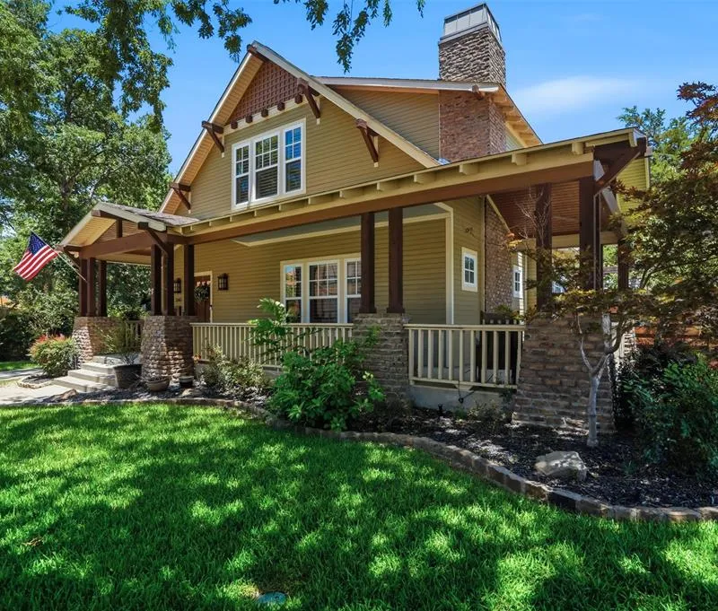 2341 Alston Avenue, Fort Worth TX 76110