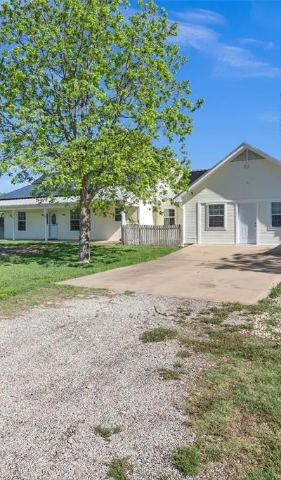 13122 Lipan Highway, Lipan TX 76462 - Photo 4
