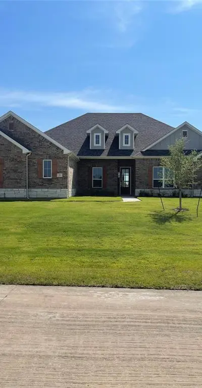 221 Marie Lane, Waxahachie TX 75167