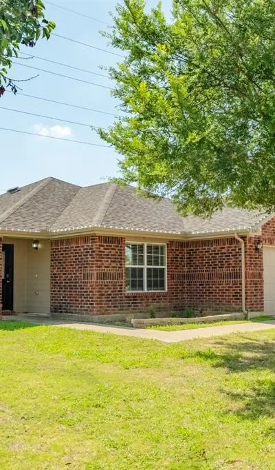 324 Broken Bow Drive, Krum TX 76249 - Photo 2