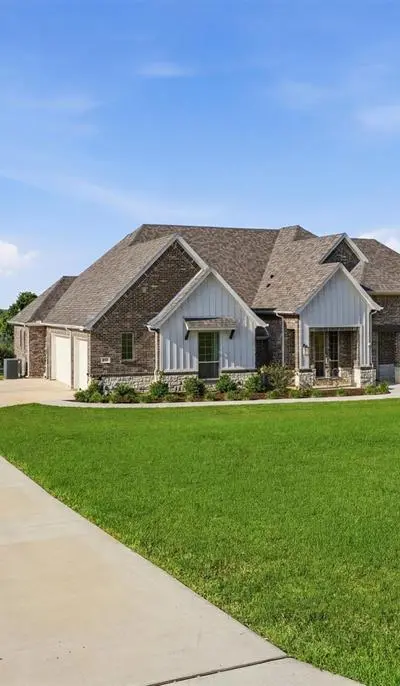 917 County Road 2175, Decatur TX 76234 - Photo 2