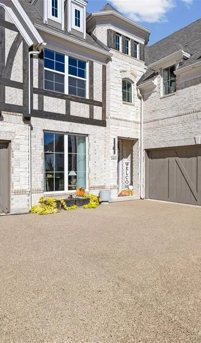 2413 Shane Drive, Midlothian TX 76065 - Photo 2