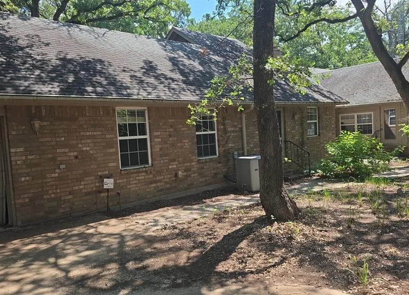 1100 Vz County Road 3530, Wills Point TX 75169