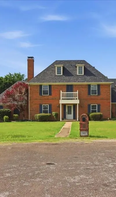 108 Stones Court, Waxahachie TX 75165 - Photo 2