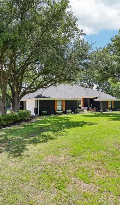 925 Meadow Drive, Copper Canyon TX 75077 - Photo 2
