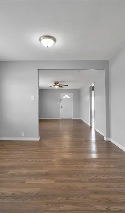 901 Johnson Street, Terrell TX 75160 - Photo 2