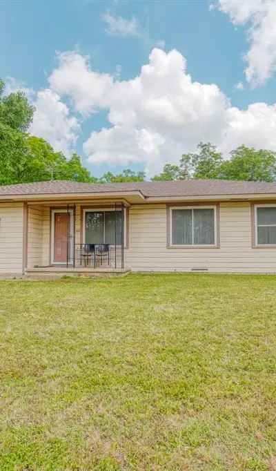 308 W White Street, Pilot Point TX 76258