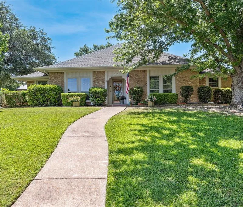 7761 Skylake Drive, Fort Worth TX 76179