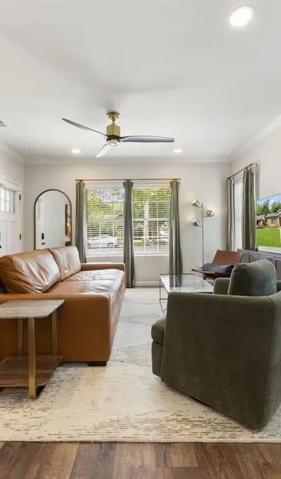 1116 S Montreal Avenue, Dallas TX 75208 - Photo 5