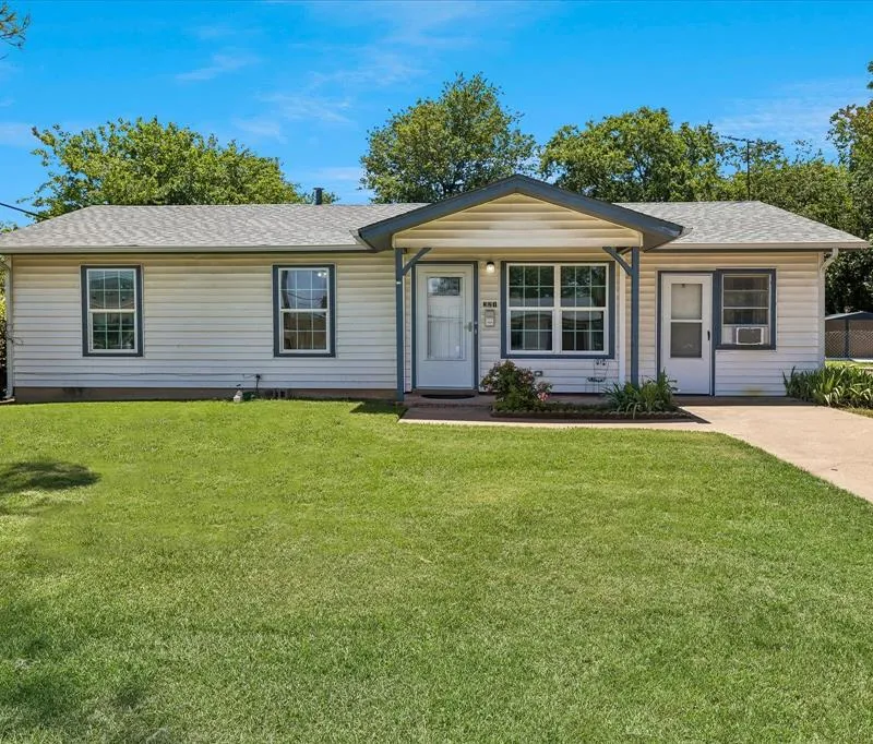 321 Lorna Street, Burleson TX 76028