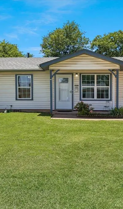 321 Lorna Street, Burleson TX 76028