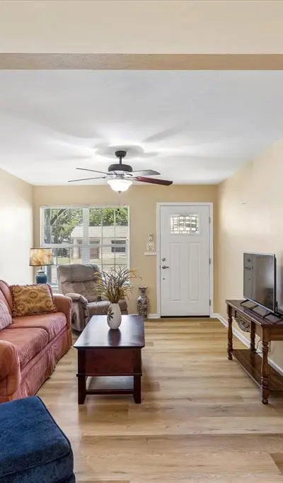 321 Lorna Street, Burleson TX 76028 - Photo 5