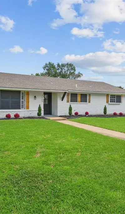 2505 Meadows Lane, Sherman TX 75092