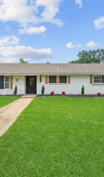 2505 Meadows Lane, Sherman TX 75092 - Photo 4
