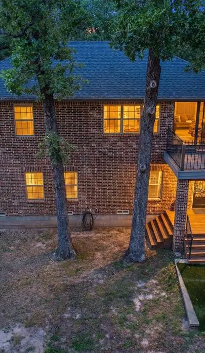 222 Wedgewood Drive, Mabank TX 75156