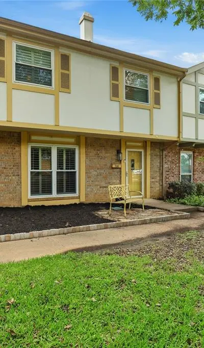 306 Westview Terrace, Arlington TX 76013
