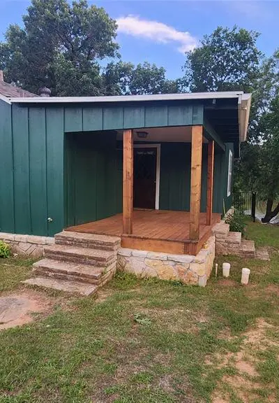 3307 Robinson Creek Drive, Granbury TX 76048