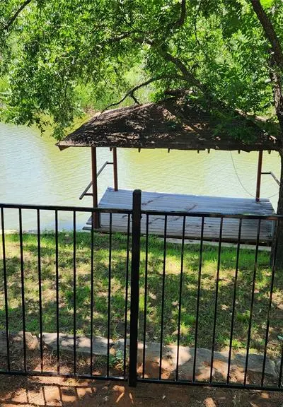 3307 Robinson Creek Drive, Granbury TX 76048 - Photo 3